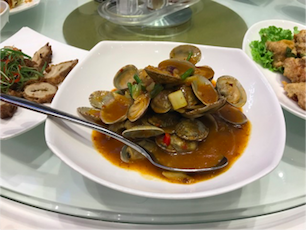 Clams in Chili Sauce